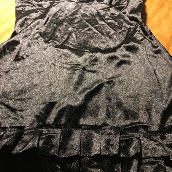 Black Ruffle Stretchy Garter Slip, size S/M - Picture 9 of 9